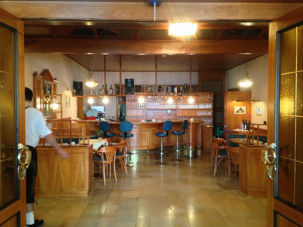 See-Hotel Post Am Attersee Вайсенбах ам Атерзее Екстериор снимка